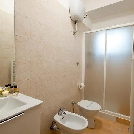 Puglia5Stars Stazione Centrale Urban Green Bari Exterior photo