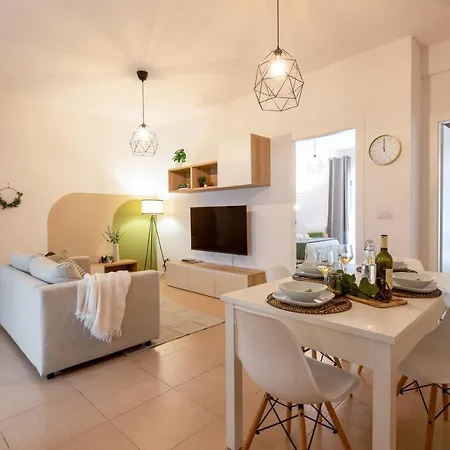 Puglia5Stars Stazione Centrale Urban Green Bari Exterior photo